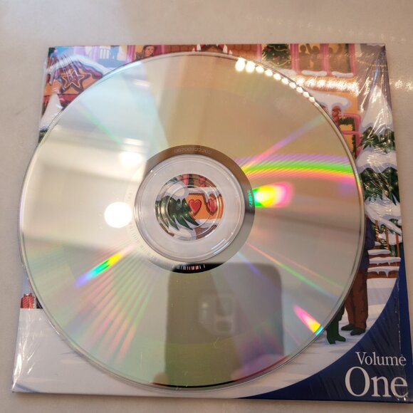 Canadian Tire Christmas Moments Volume One CD - Picture 4 of 4